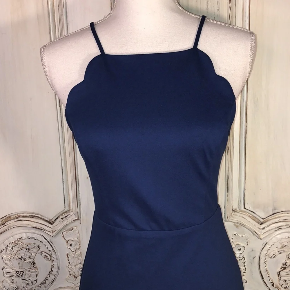 Lush Simple But Detailed Spaghetti Cross Strap Backless Double Knit Dress Size S - Picture 2 of 9